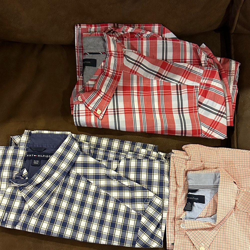 Tommy Hilfiger Men's 3 short sleeve Plaid Shirts bundle
